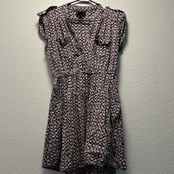 Angie Dress - Picture 2 of 8